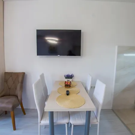 Charm Nest Apartment