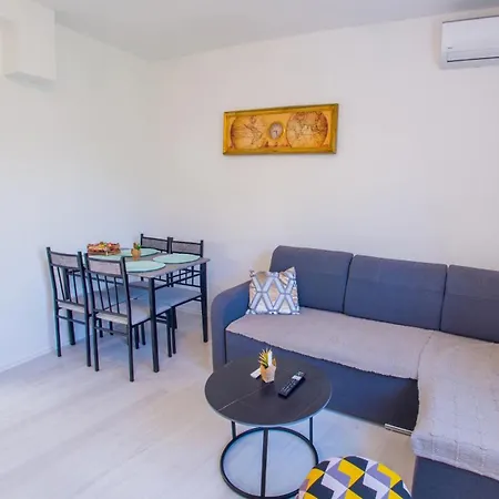 Apartment Charm Nest